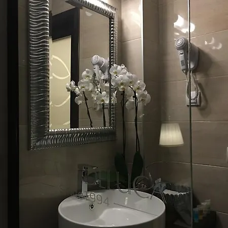 Luxury Luca And Deluca Alojamento de Acomodação e Pequeno-almoço Belgrado